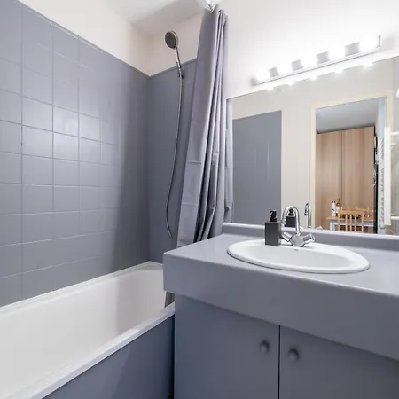 Cosy 2-room Flat - Train Station - Center * Nice