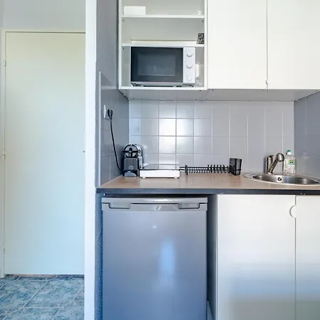 Cosy 2-room Flat - Train Station - Center Apartmán *